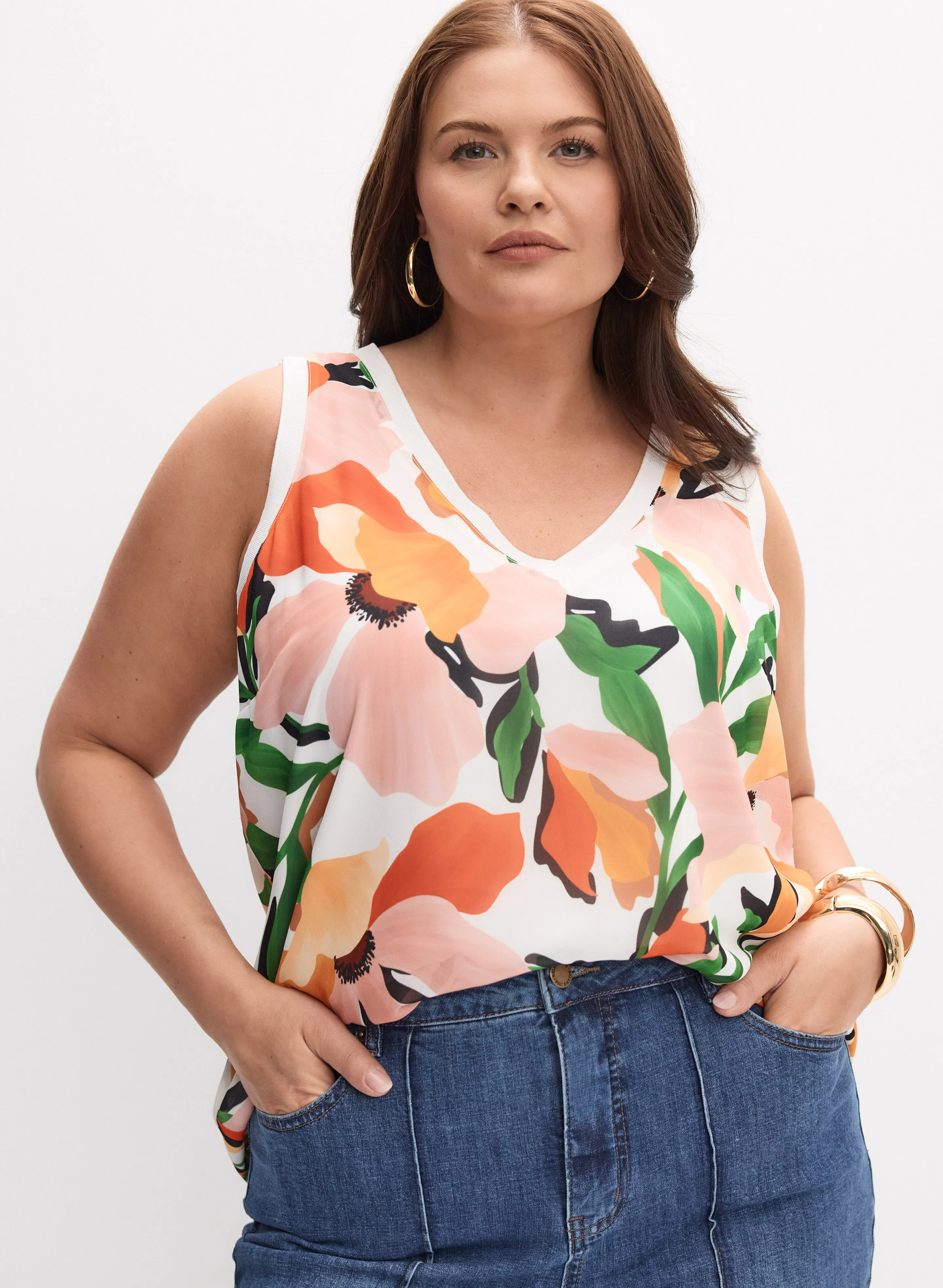 Laura Melanie Lyne - Sleeveless Floral Blouse Laura Melanie Lyne - Sleeveless Floral Blouse - Image 1
