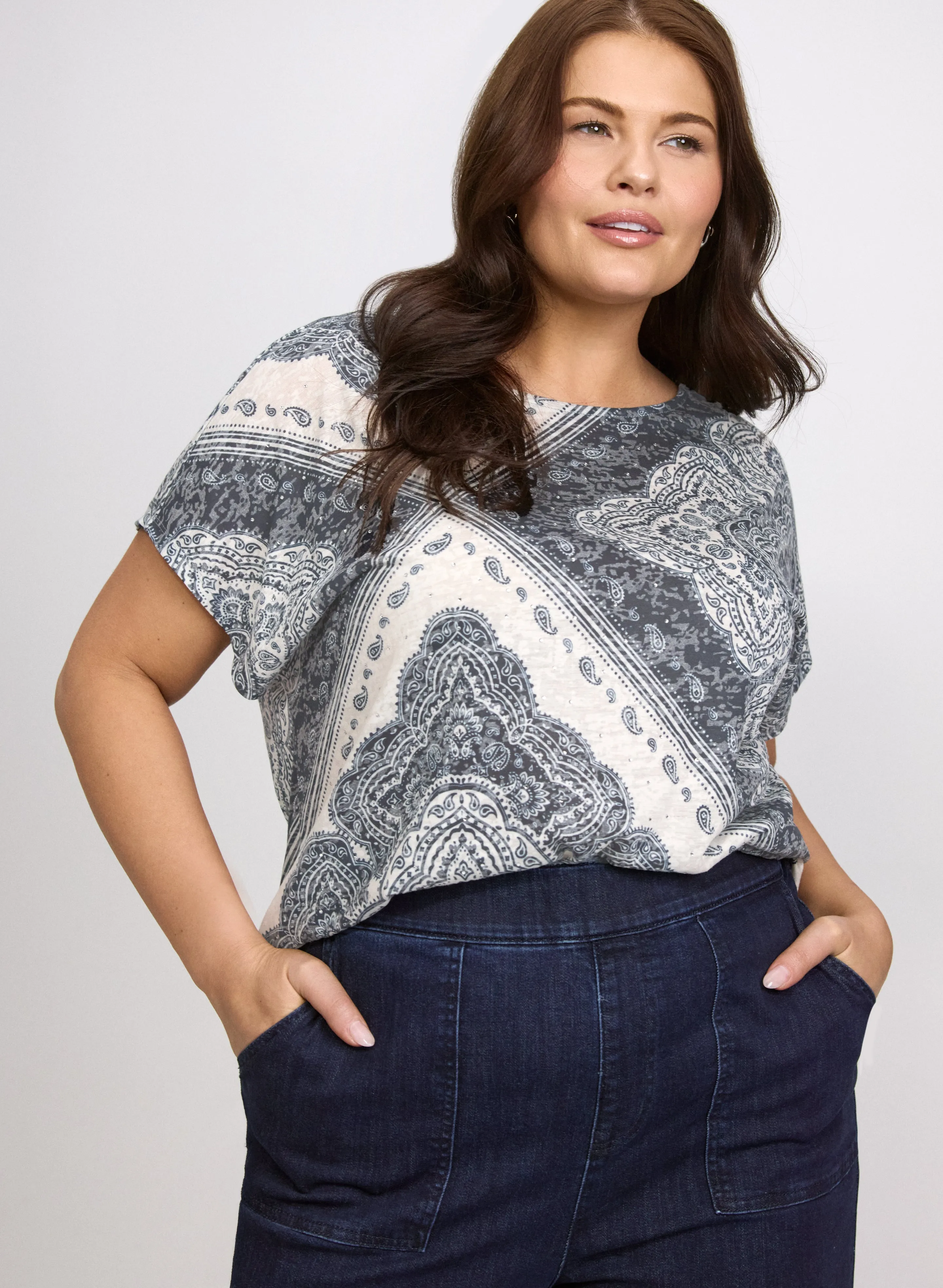 Laura Paisley Print T-Shirt Laura Paisley Print T-Shirt - Image 1